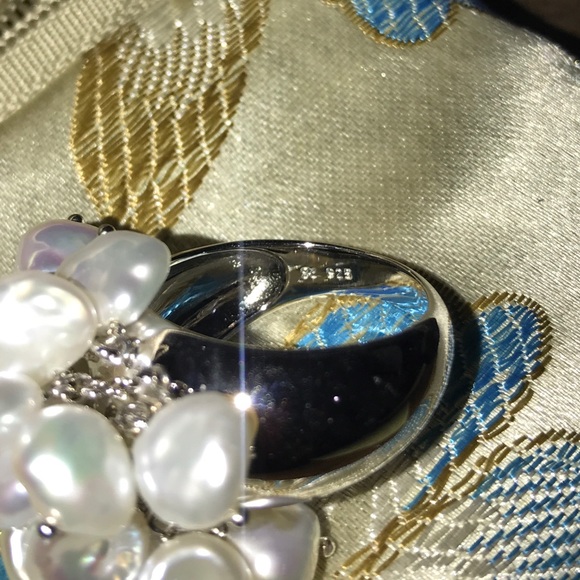 Honora Pearl Ring - Picture 4 of 5